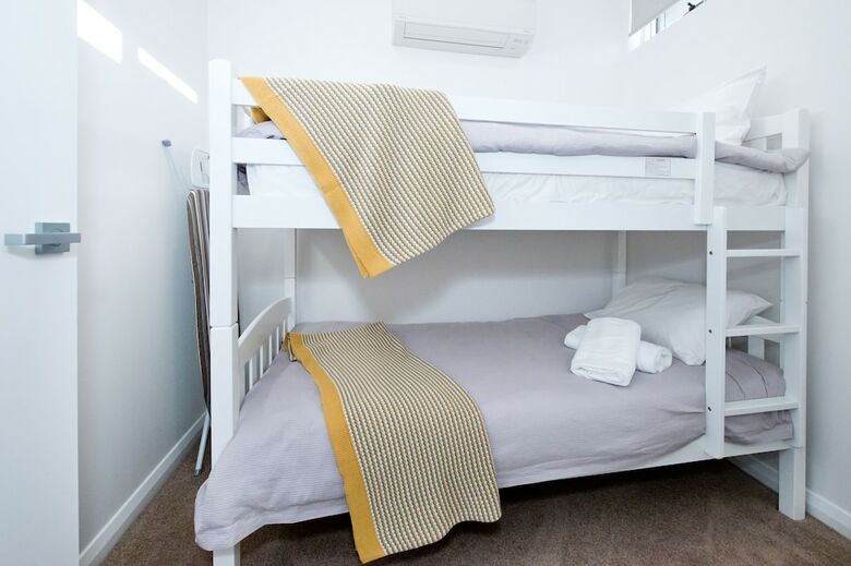 Loxton Courthouse Apartments