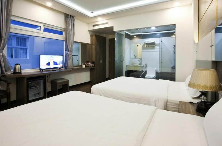 Seaway Hotel