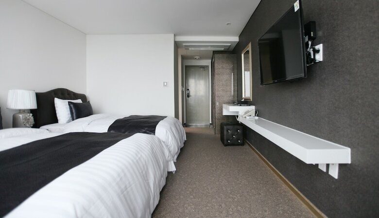 Eins Hotel