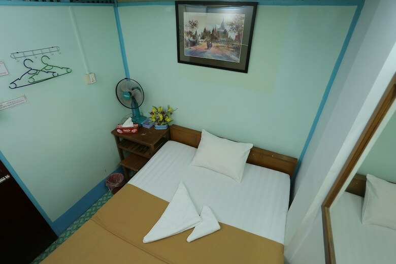 Hotel Chan Myae Thar Guest House Yangon
