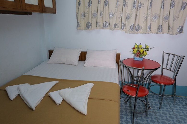 Hotel Chan Myae Thar Guest House Yangon