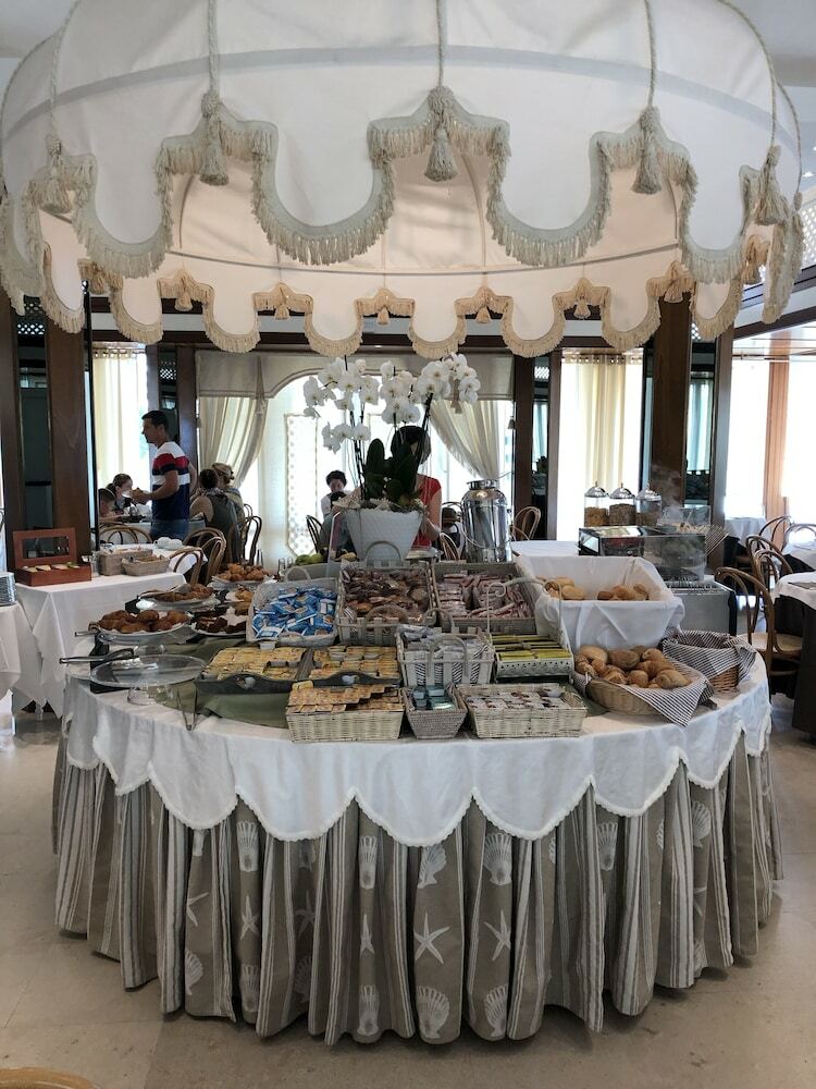 Hotel Delle Rose