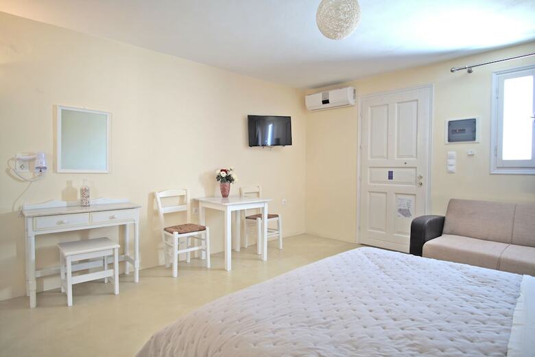 Kritikakis Village Hotel Families And Couples Only