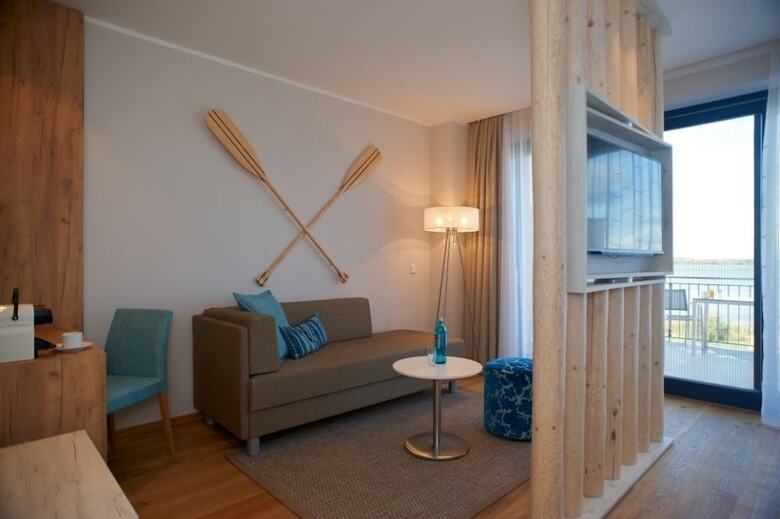 Hotel See- Und Waldresort Gr�bern