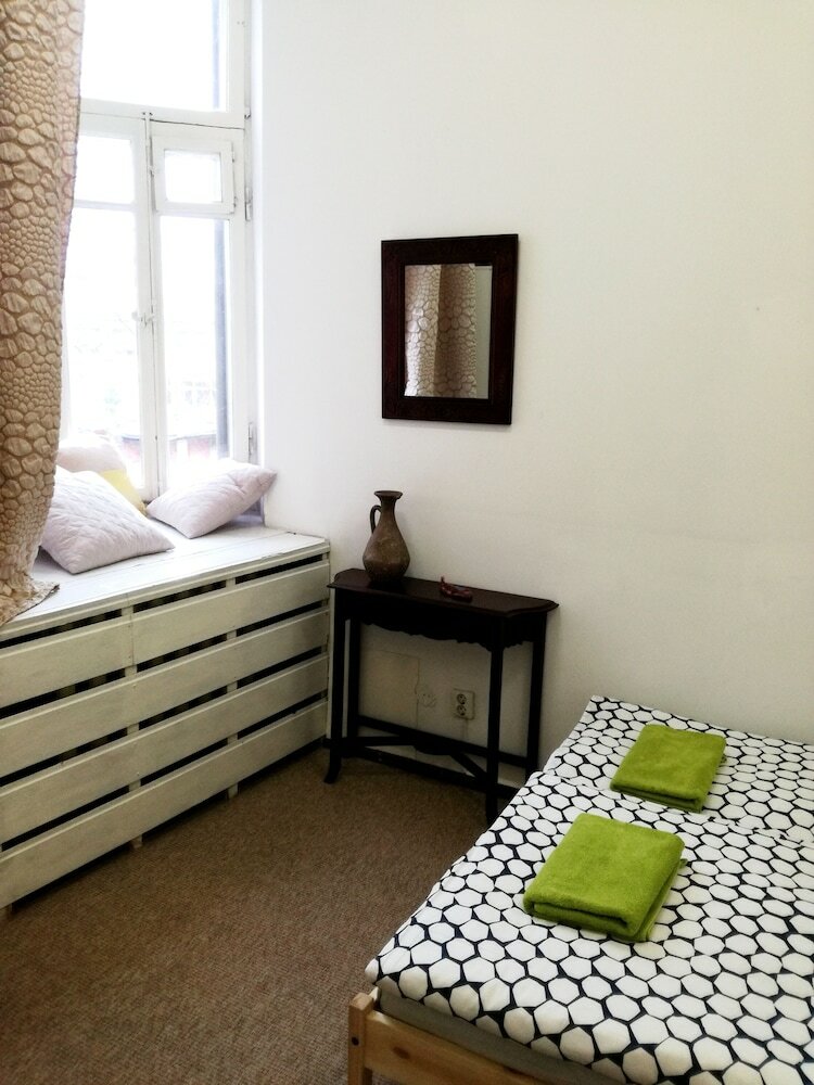 Hostal 25 Hours Hostel