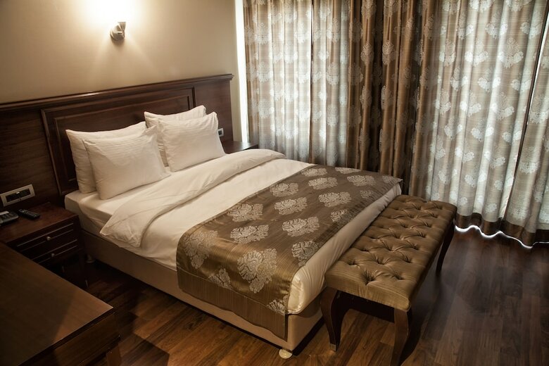 Nova Plaza Boutique Hotel & Spa