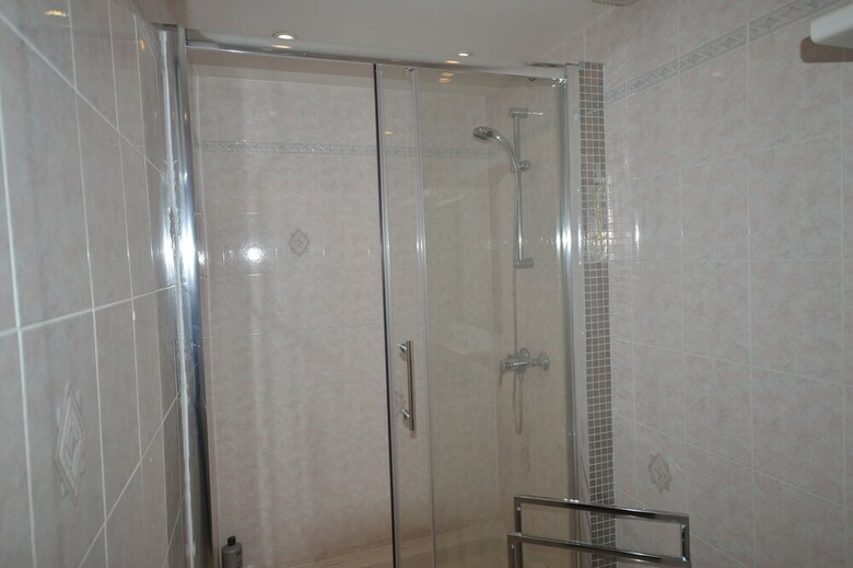 Good Value Three- Bedroom Apartment