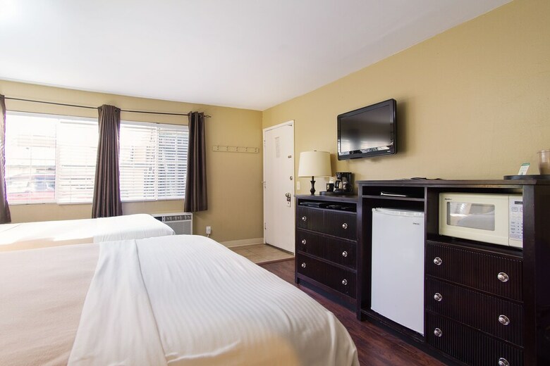 Hotel Heavenly Inn
