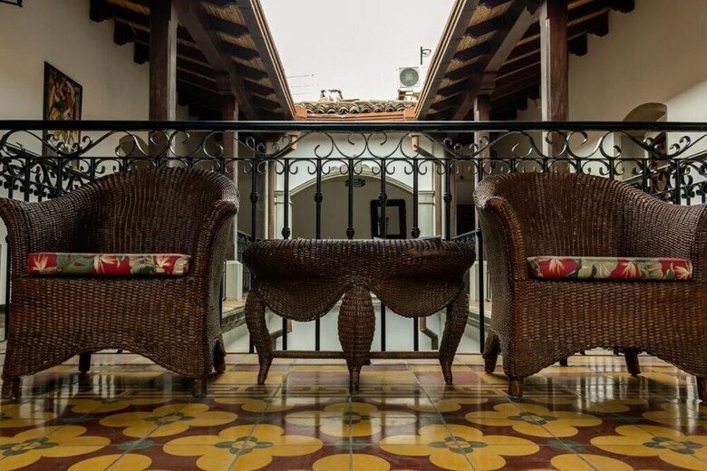 Hotel La Gran Francia