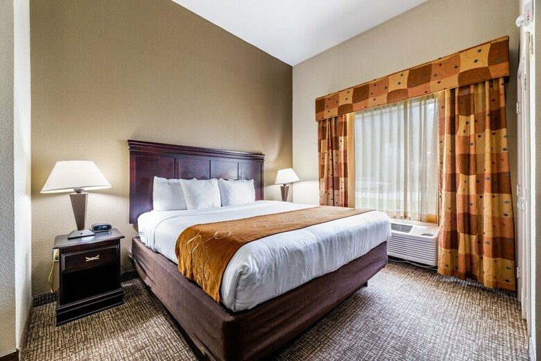Hotel Comfort Suites Granbury
