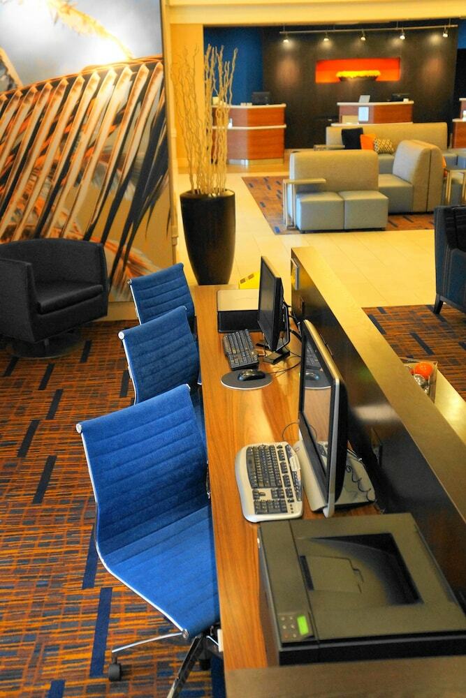 Hotel Courtyard By Marriott Baldwin Park