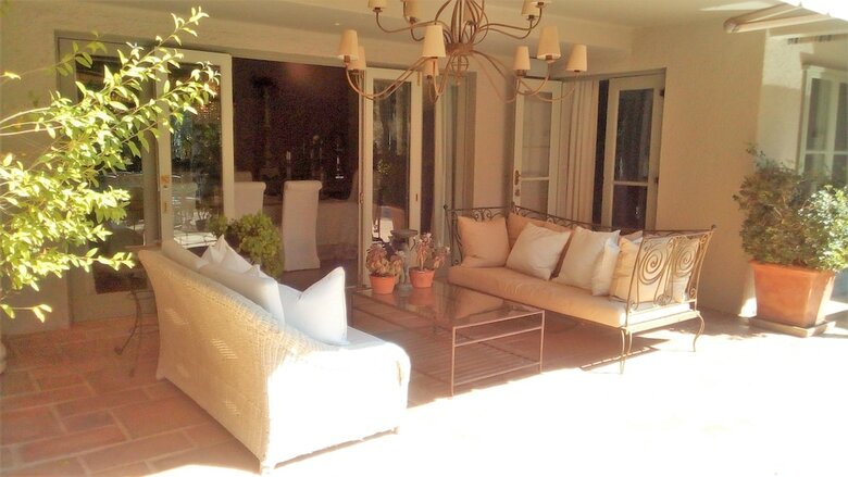 Hotel Hoeveld House