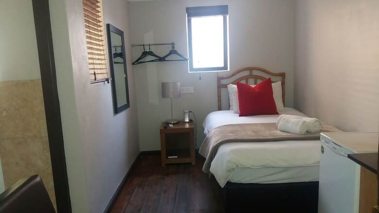 Clanwilliam Hotel By Country Hotels