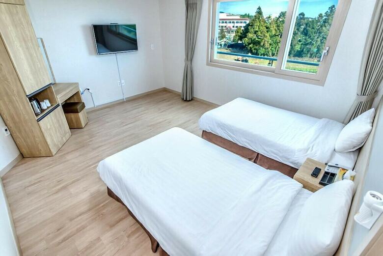 Jungmoon City Hotel