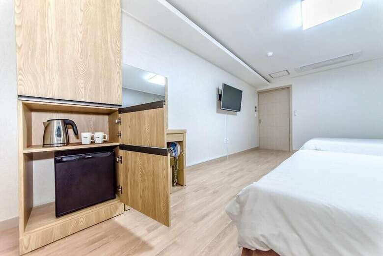 Jungmoon City Hotel