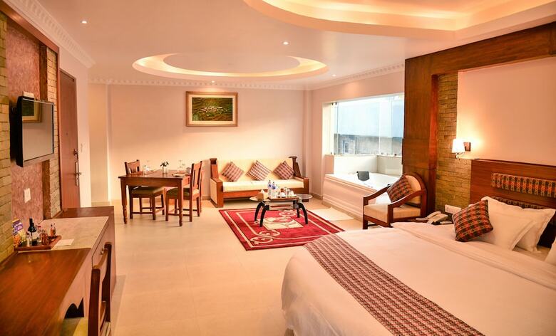 Hotel Kuti Resort And Spa