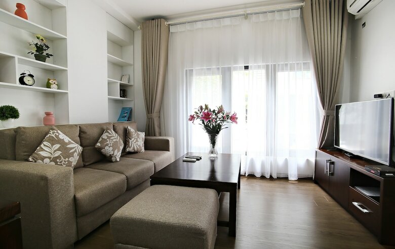 Hotel Poonsa Truong Cong Giai