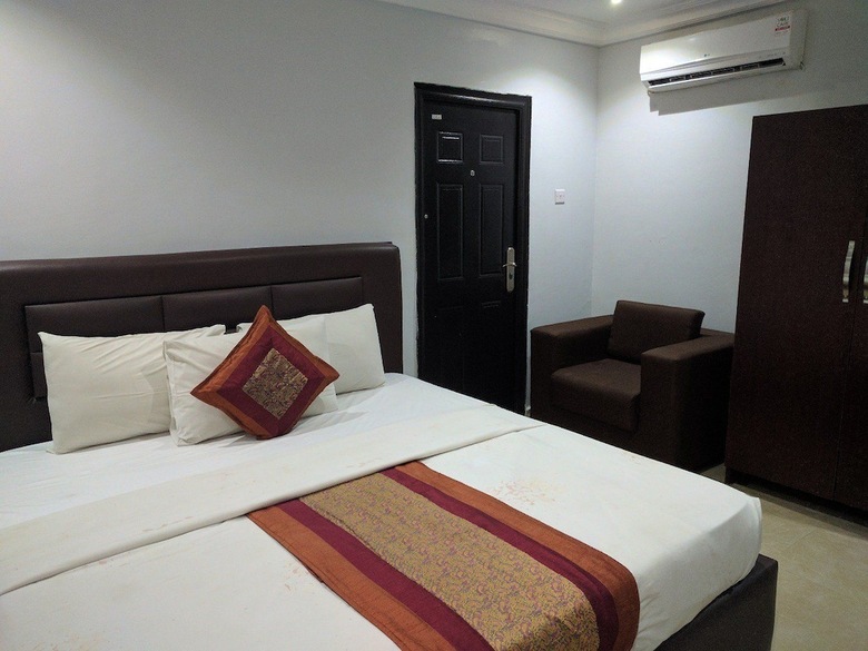 Whitehouse Hotels & Conference Centre