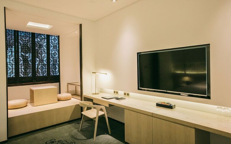 Hotel The Emperor Suzhou