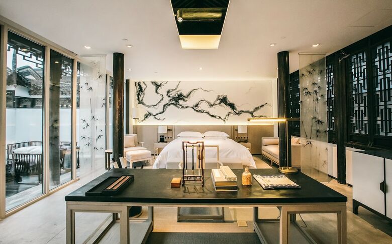 Hotel The Emperor Suzhou