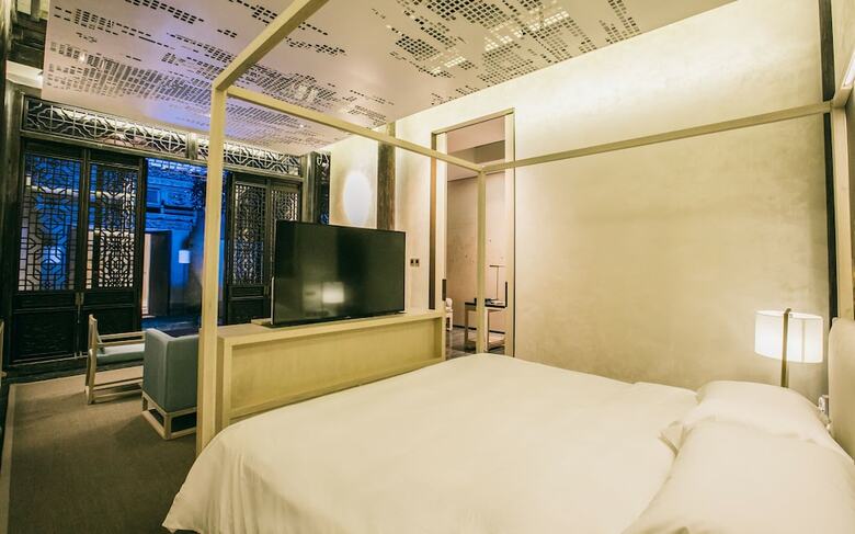 Hotel The Emperor Suzhou