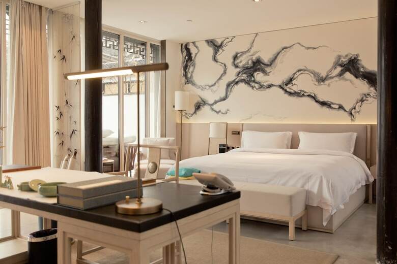 Hotel The Emperor Suzhou