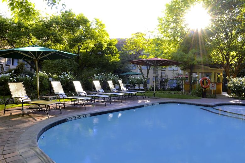 Protea Hotel By Marriott Johannesburg Balalaika Sandton