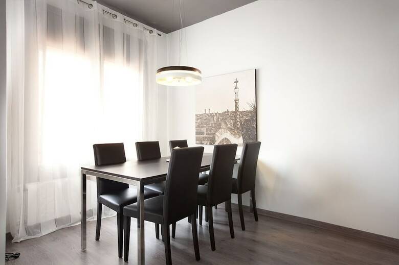Apartamentos Alcam Encants