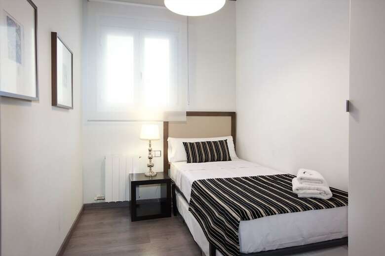Apartamentos Alcam Encants