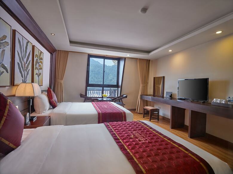 Freesia Hotel