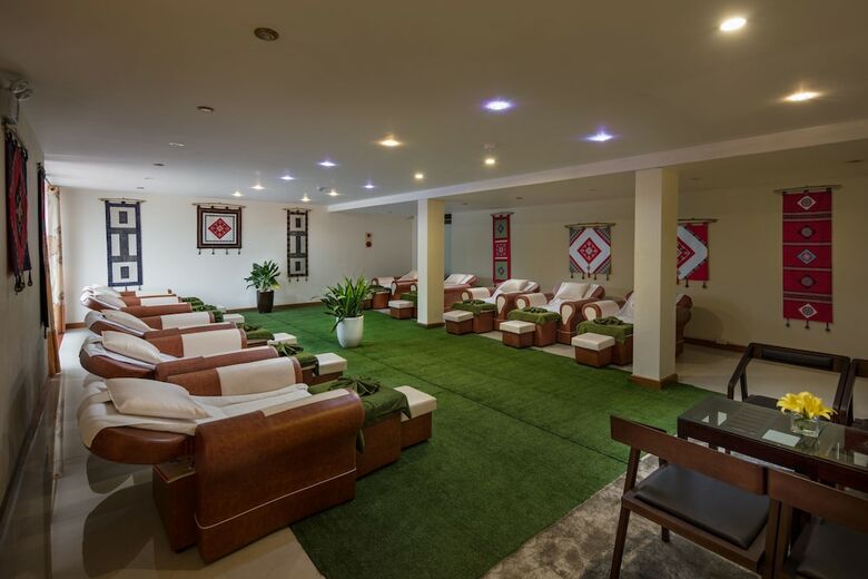 Freesia Hotel