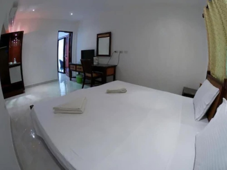 Hotel Alona Vida Beach Resort