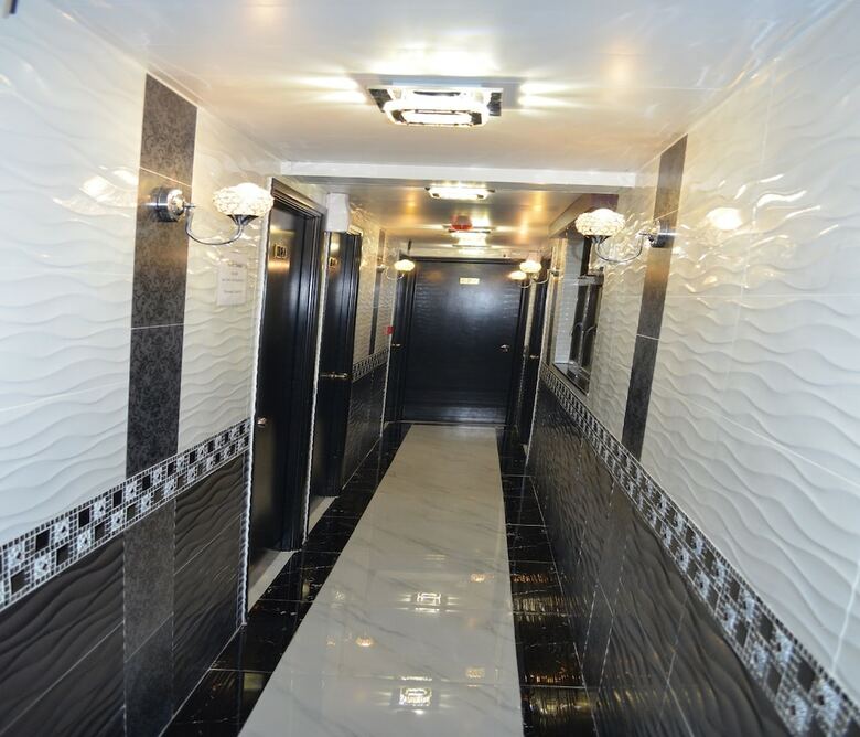 Hotel Skystar