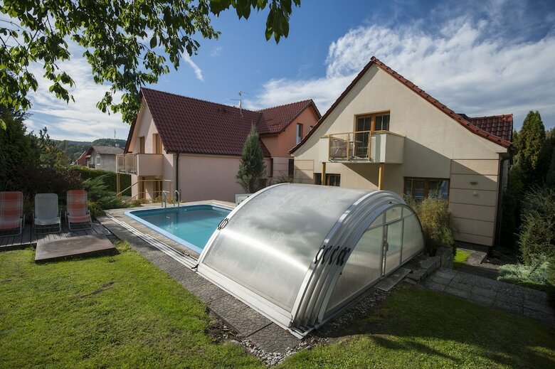 Hotel Garni Pod Skalkou