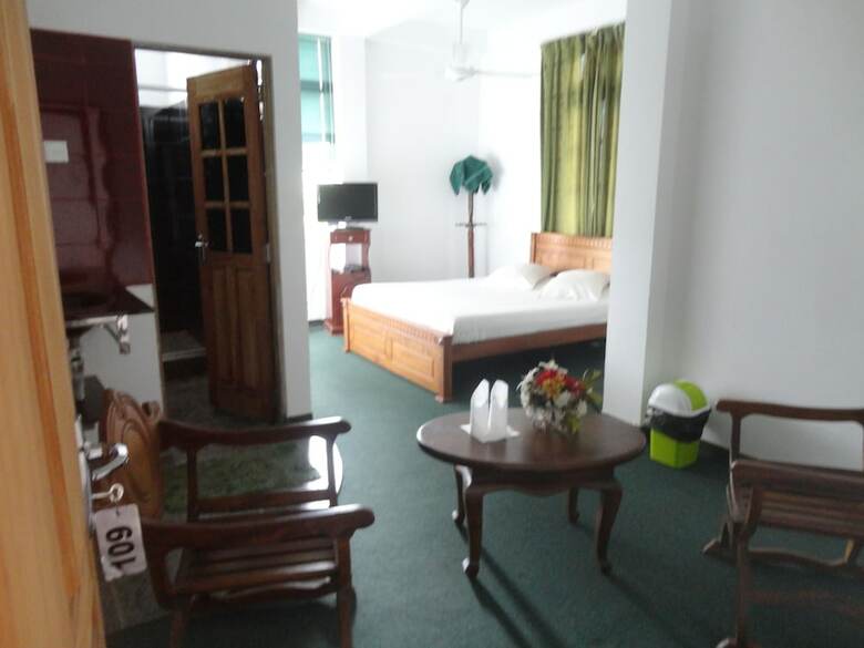 Hills Seen Hotel