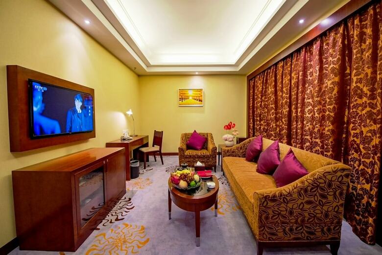 Green Lotus Hotel