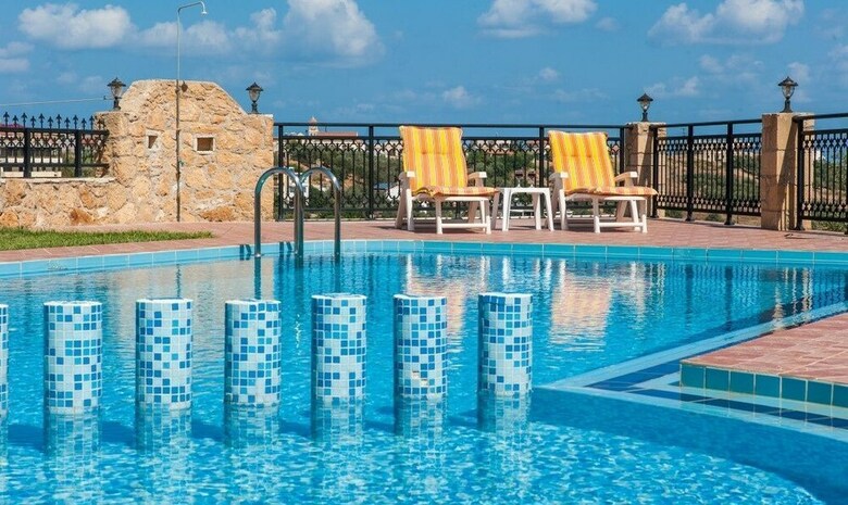 Dimosthenis Villas