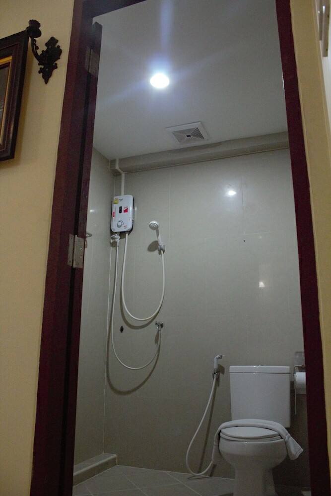 Hotel Chivapuri Residence Bangsaen