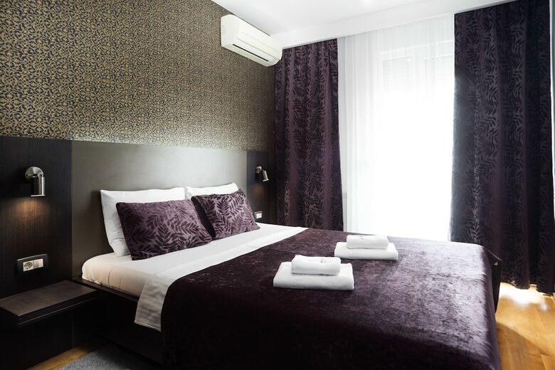 Feel Belgrade Aparthotel