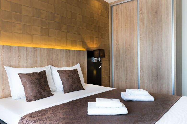 Feel Belgrade Aparthotel