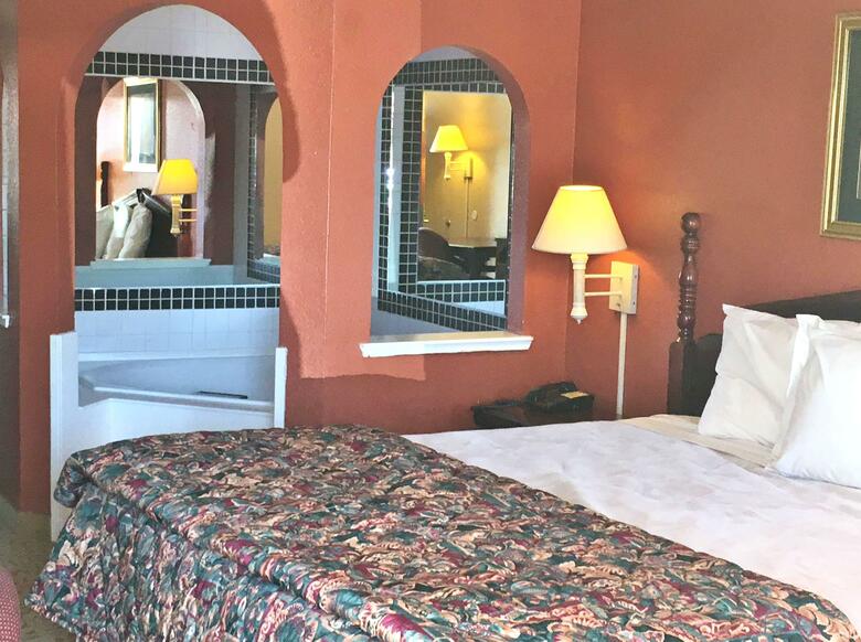Hotel Americas Best Value Inn Longview