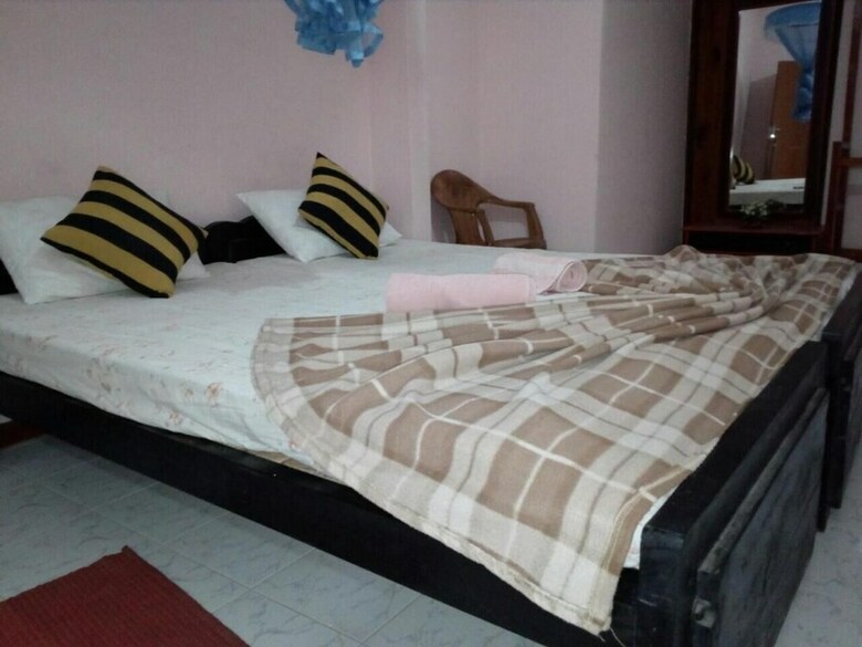 Hotel Lizzie Villa Guest House