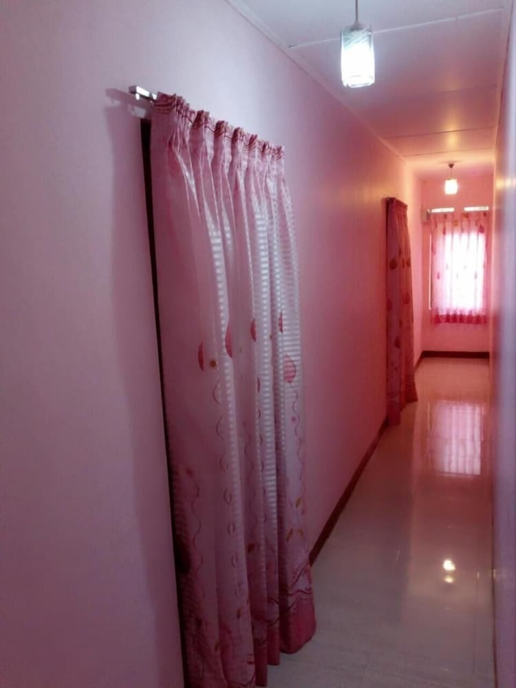Hotel Lizzie Villa Guest House