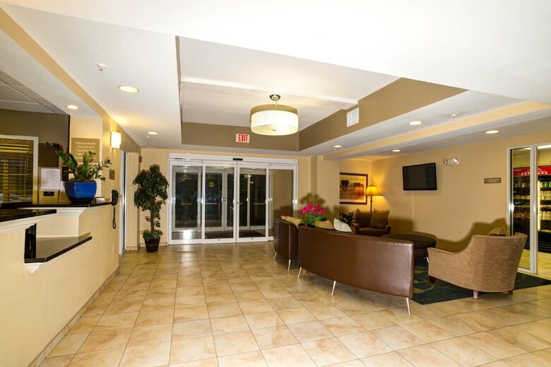 Hotel Candlewood Suites Ft Myers I75