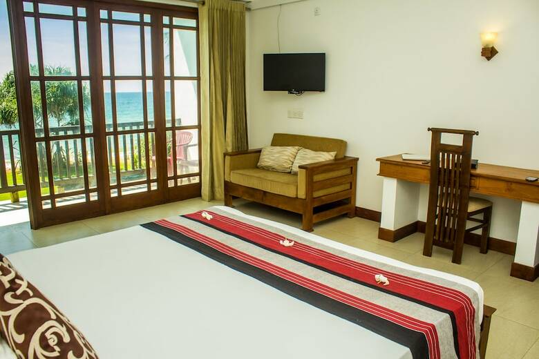 Serendib Beach Hotel