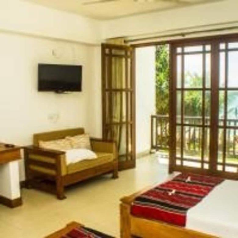 Serendib Beach Hotel