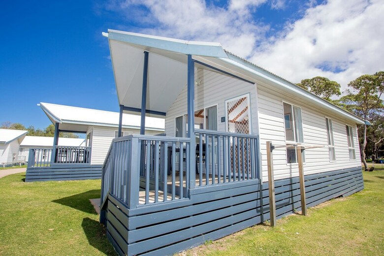 Racecourse Beach Tourist Park