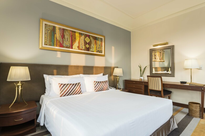 Chatrium Hotel Royal Lake Yangon