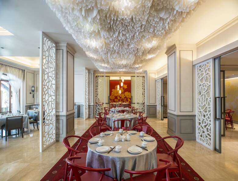 Chatrium Hotel Royal Lake Yangon