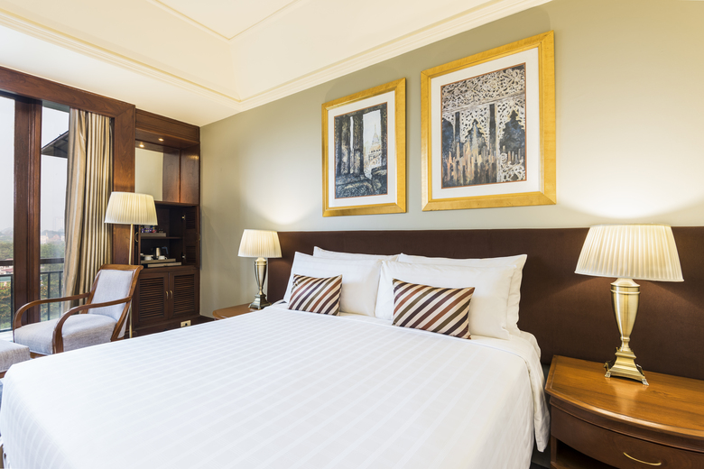 Chatrium Hotel Royal Lake Yangon